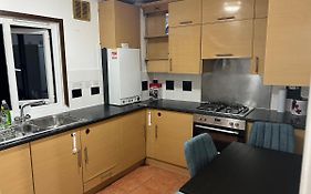 Cosy 2 Bedroom Flat