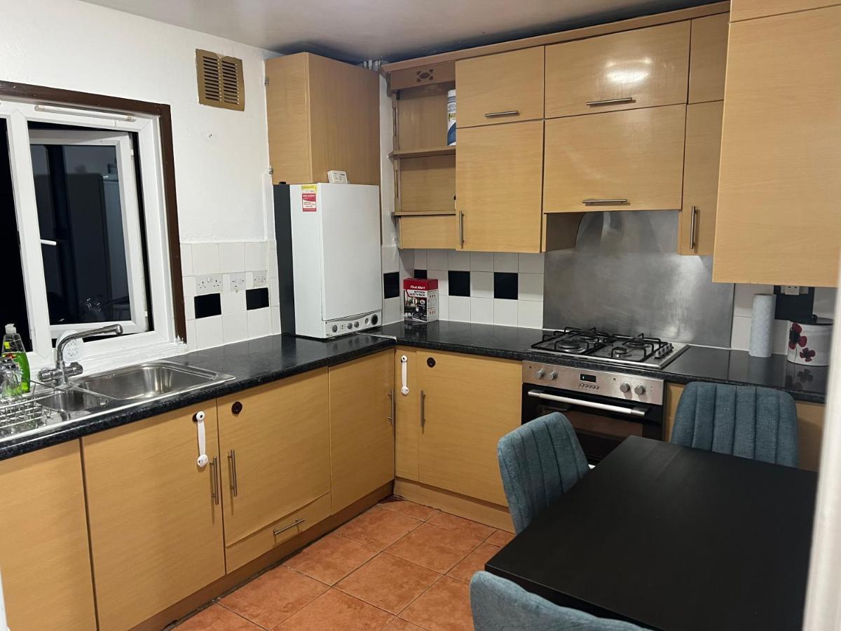 Cosy 2 Bedroom Flat London Exterior photo