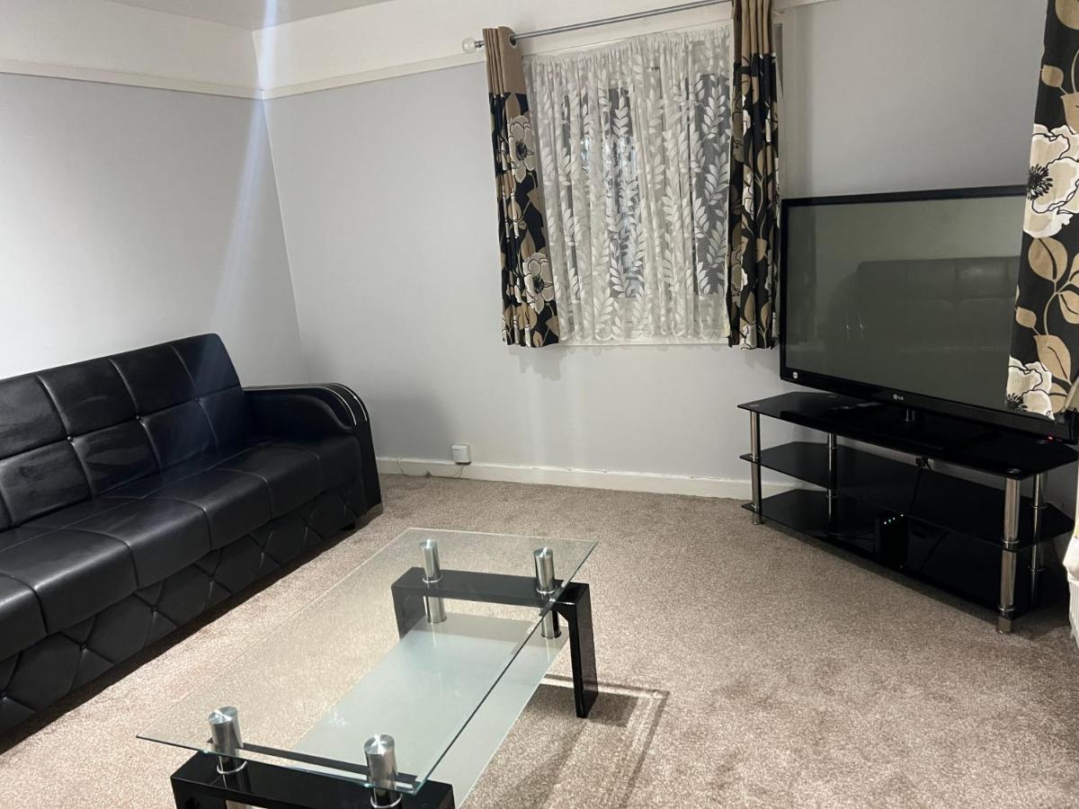 Cosy 2 Bedroom Flat London Exterior photo